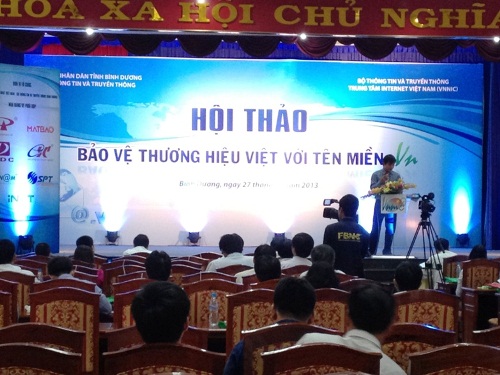 hinh-1.jpg hinh-1.jpg